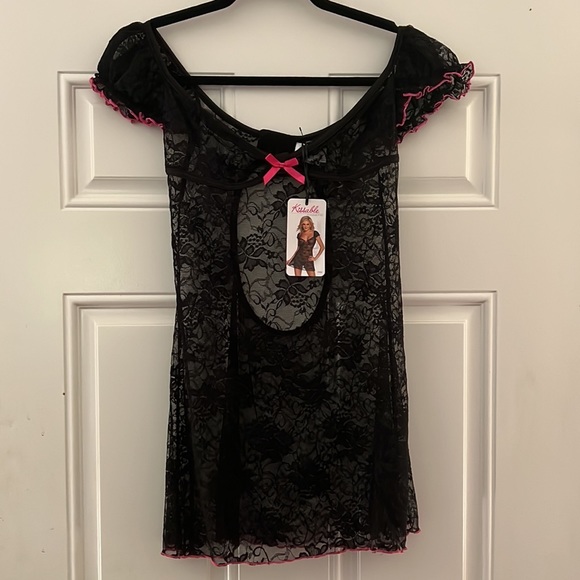 Coquette Kissable Stretch Lace Dress - Picture 2 of 4